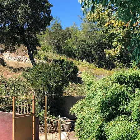 Casa de Férias Jolie Annexe Du Mas Dans Le Coeur De La Garrigue Nimoise *