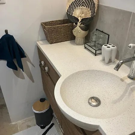 Σπίτι διακοπών Jolie Annexe Du Mas Dans Le Coeur De La Garrigue Nimoise Νιμ