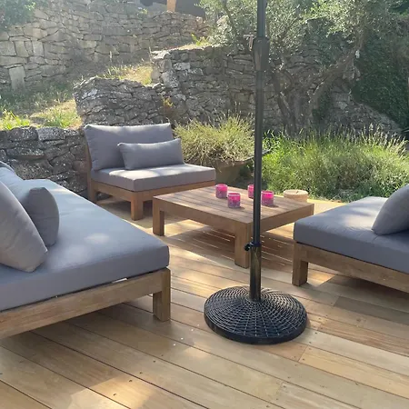 Jolie Annexe Du Mas Dans Le Coeur De La Garrigue Nimoise Σπίτι διακοπών
