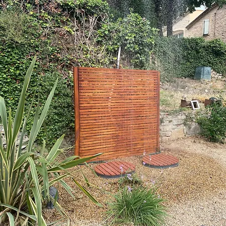 Casa de Férias Jolie Annexe Du Mas Dans Le Coeur De La Garrigue Nimoise