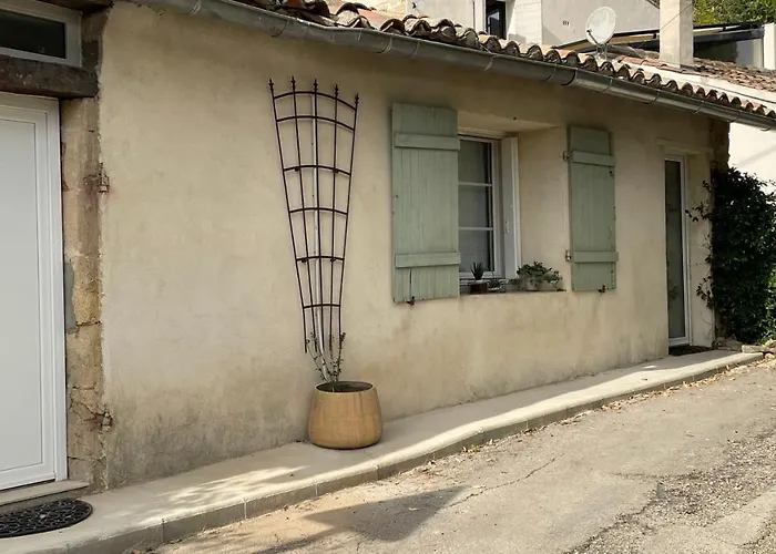 Jolie Annexe Du Mas Dans Le Coeur De La Garrigue Nimoise 님