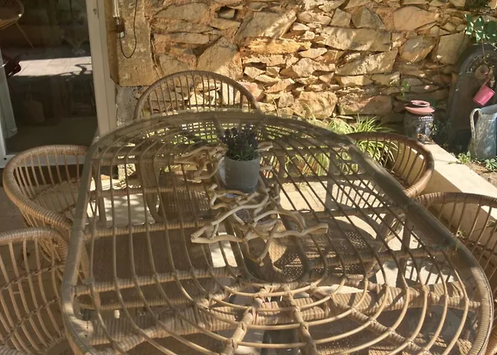 Feriehus Jolie Annexe Du Mas Dans Le Coeur De La Garrigue Nimoise *